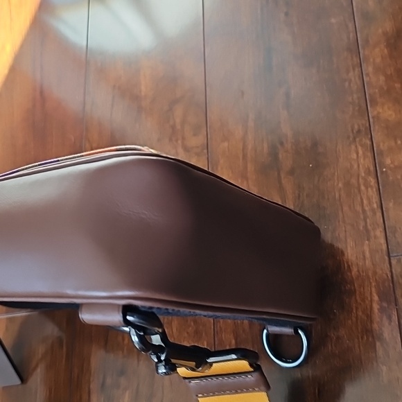 Coach Track Pack In Rainbow Signature Canvas - Picture 10 of 14